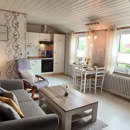 Gaestehaus Zur Alten Post Apartment Dornumersiel