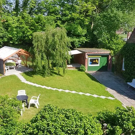 Apartment Gaestehaus Zur Alten Post Dornumersiel